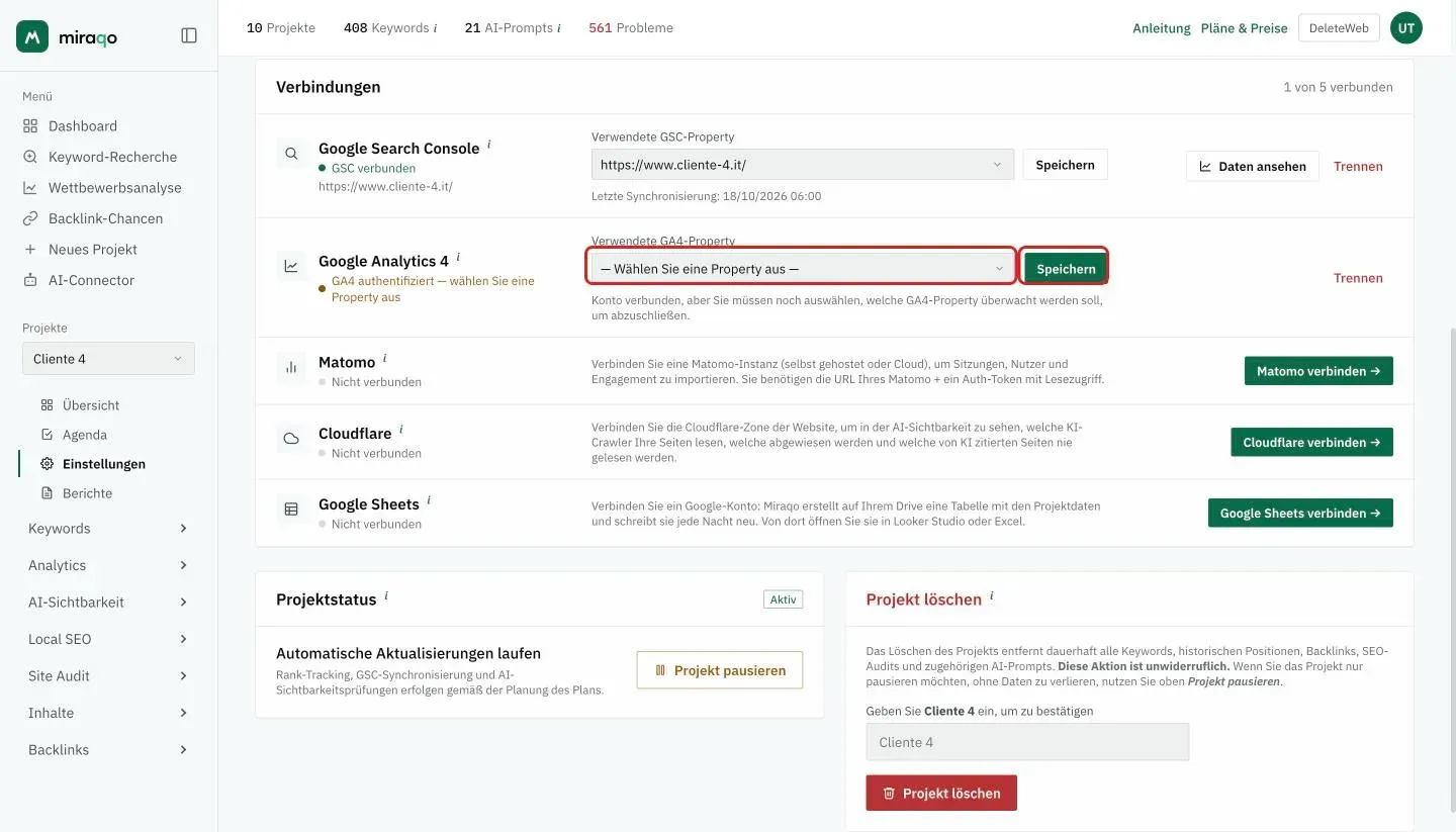 Die Karten Google Analytics 4 und Matomo nach der Authentifizierung, in Erwartung der Auswahl: das hervorgehobene Dropdown Verwendete GA4-Property mit dem Button Speichern