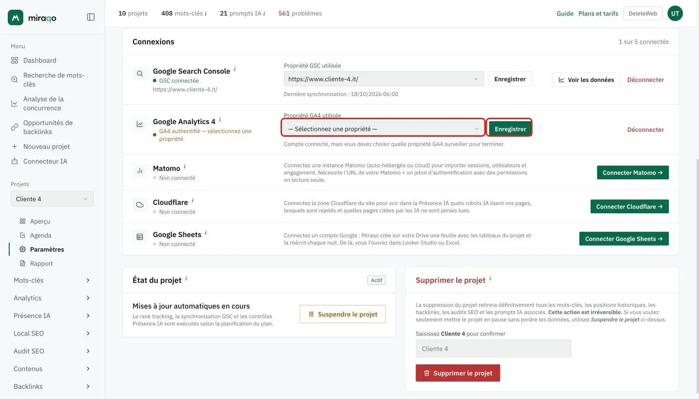 Les lignes Google Analytics 4 et Matomo de la carte Connexions après l’authentification, en attente du choix : le menu Propriété GA4 utilisée avec le bouton Enregistrer mis en valeur