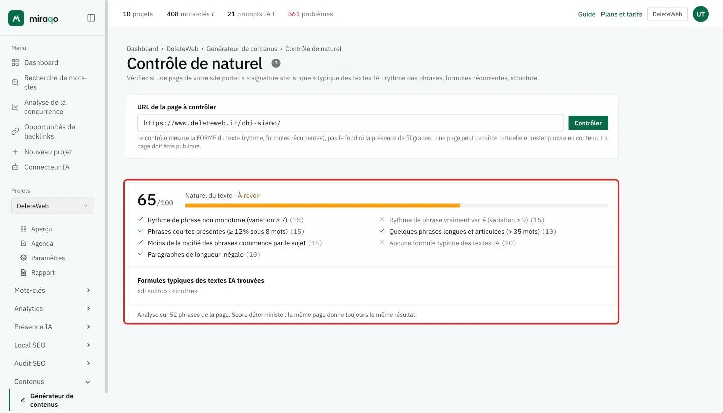 Le résultat du contrôle : le score de naturel du texte avec la barre et l’étiquette À revoir, la checklist des contrôles réussis et échoués avec le poids de chacun, les formules typiques des textes IA trouvées et le nombre de phrases analysées