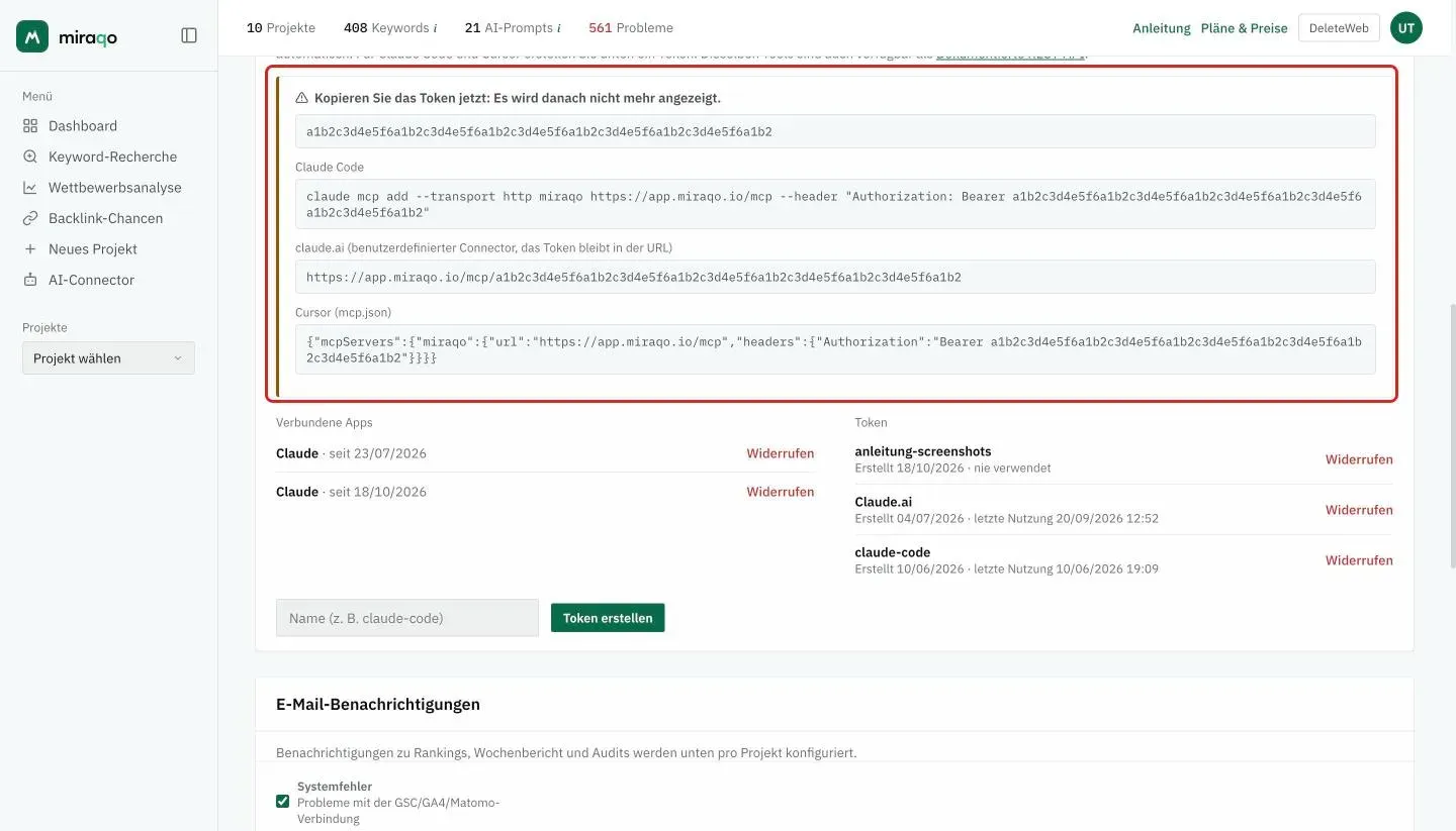 Das hervorgehobene Feld, das direkt nach Token erstellen angezeigt wird: der Hinweis „Kopieren Sie das Token jetzt“, der Token, der fertige Befehl für Claude Code, die Adresse mit Token für claude.ai und das mcp.json-Snippet für Cursor; darunter das neue Token oben in der Spalte Token
