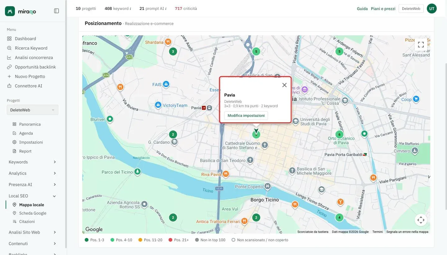 Il fumetto evidenziato che si apre cliccando il marker centrale: nome della località, nome business, dimensione griglia, distanza tra punti, numero di keyword e il pulsante Modifica impostazioni