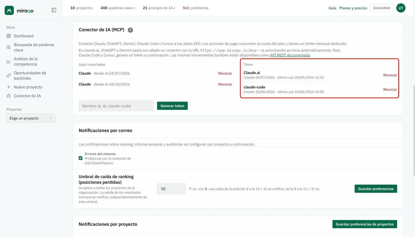 La columna Token de la tarjeta Conector de IA, resaltada: los tokens Claude.ai y claude-code, cada uno con la fecha de creación, el último uso y el botón Revocar