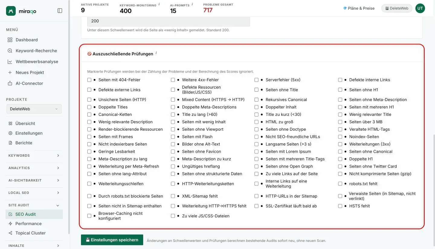 Die Karte Auszuschließende Checks mit dem Raster der Kästchen, eines pro Check, und unten der hervorgehobene Button Einstellungen speichern mit dem Hinweis, dass Schwellenwerte und Checks bestehende Audits sofort neu berechnen