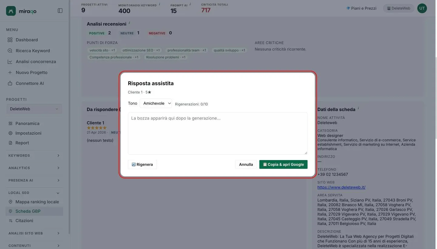 Il modal Risposta assistita evidenziato: recensione con stelle, selettore Tono, contatore Rigenerazioni, area della bozza e i bottoni Rigenera, Annulla e Copia e apri Google